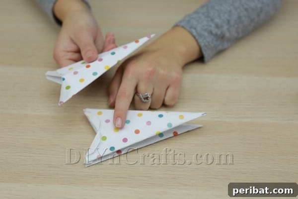 Kağıt ve Kartondan Dekoratif 3 Boyutlu Yıldız Yapımı 17 img 46164 16