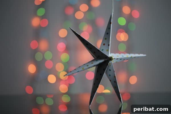 How to Make a Festive 3D Star Out of Paper or Cardboard