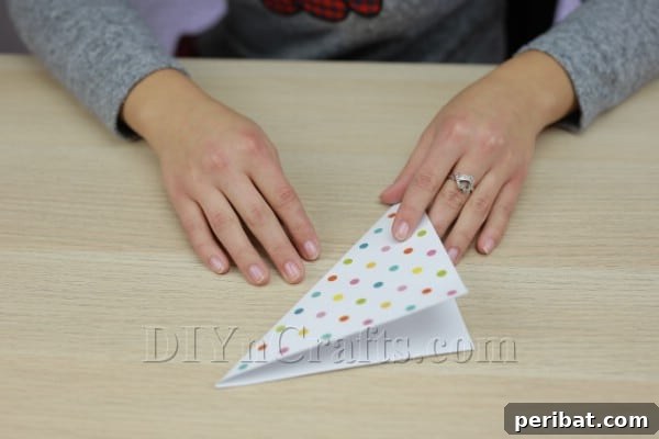 Kağıt ve Kartondan Dekoratif 3 Boyutlu Yıldız Yapımı 5 img 46164 4