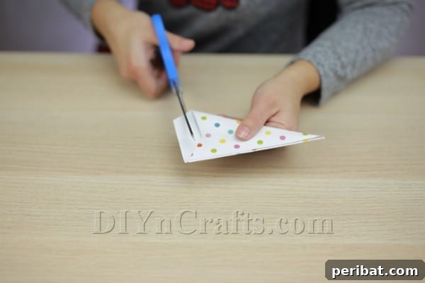 Kağıt ve Kartondan Dekoratif 3 Boyutlu Yıldız Yapımı 9 img 46164 8