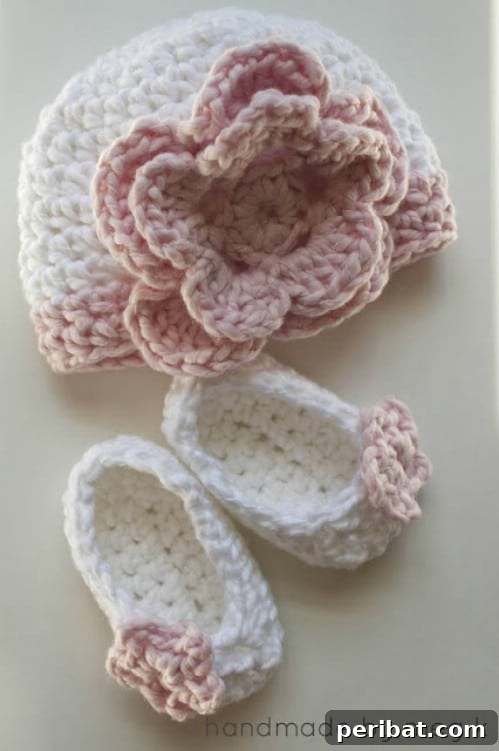 50 Irresistible Crochet Baby Projects to Craft Right Away 5 Newborn Crochet Flower Hat and Booties
