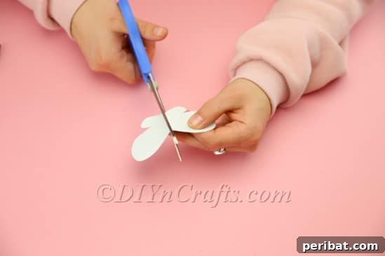 Applying glue to paw