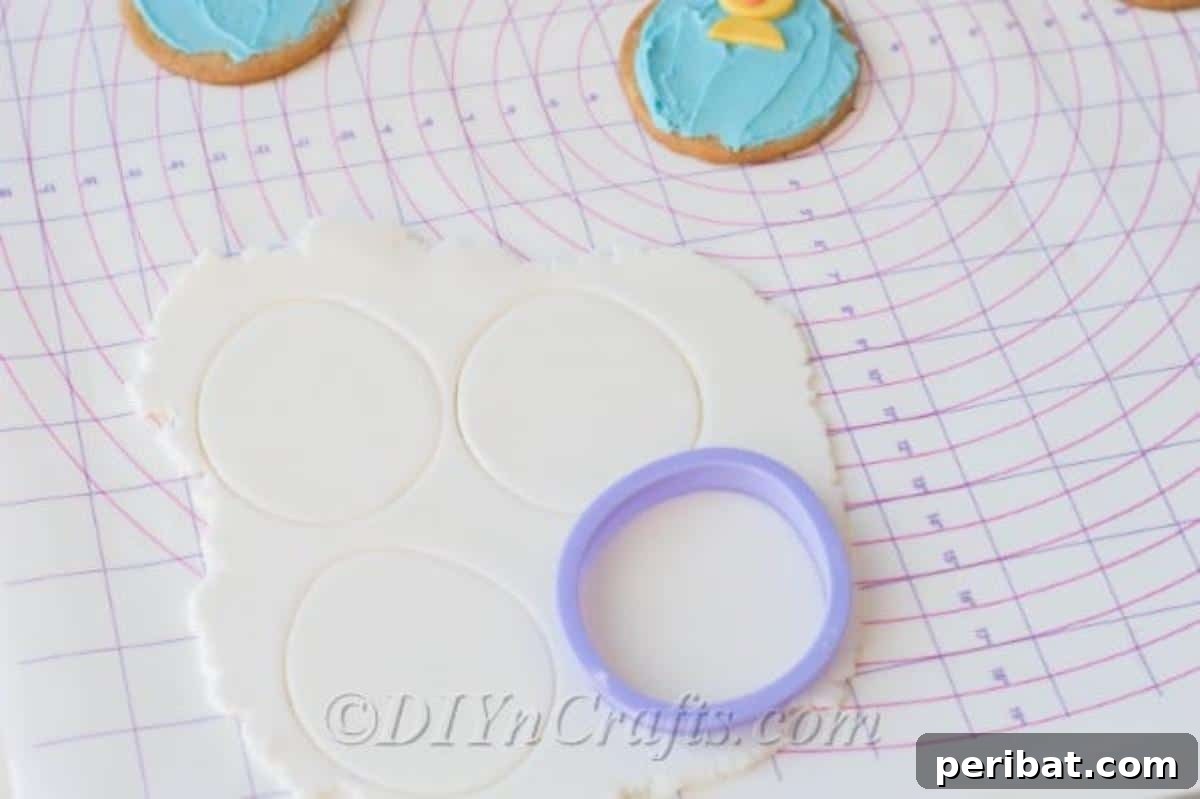 Cut fondant circles using a round cookie cutter