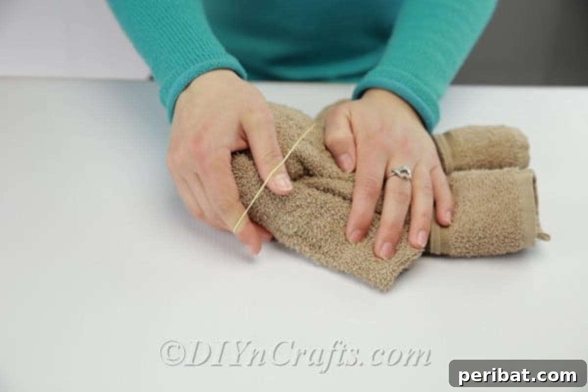 Craft a Cuddly Washcloth Bear 11 Rubber bands used to make a clearly defined teddy bear head