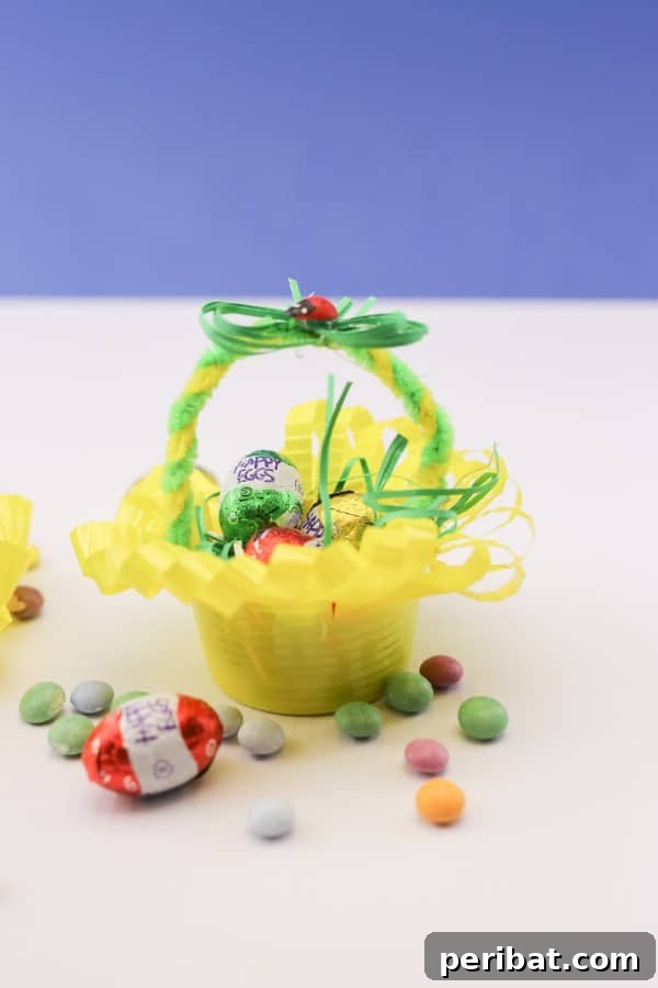 Cute Recycled Plastic Cup Easter Egg Basket for small candies