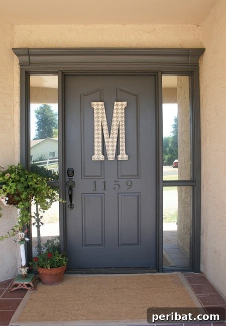 Elevate Your Exterior 150 Genius Projects to Maximize Curb Appeal 42 Create A Front Door Border - 150 Remarkable Projects and Ideas to Improve Your Home's Curb Appeal