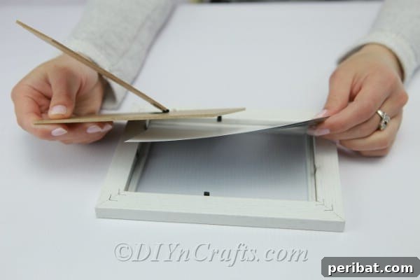 Adding a picture to a frame