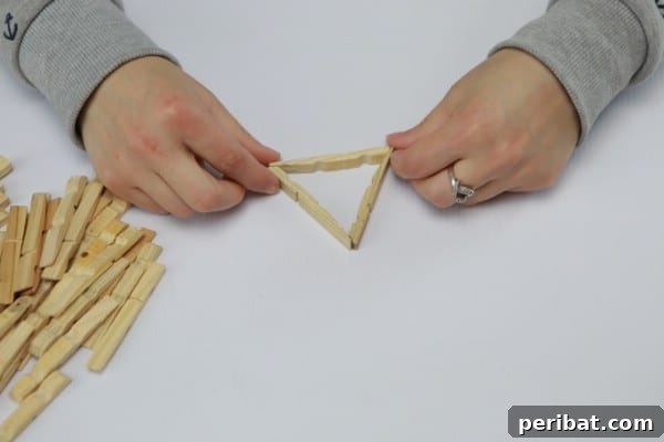 Starting the assembly of the clothespin lamp