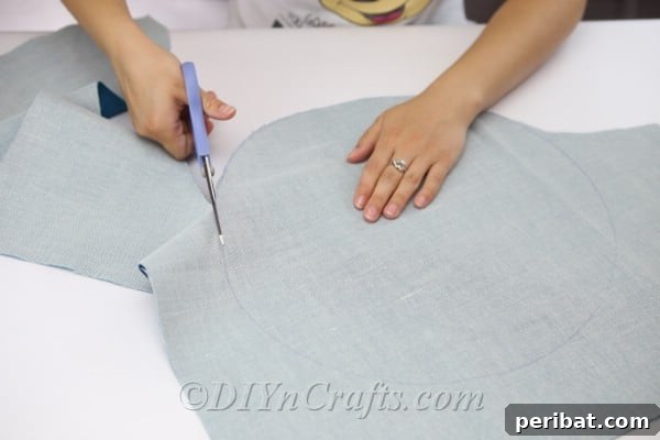 Craft a Trendy Handbag Without a Needle 9 Cut of the circle from the fabric.