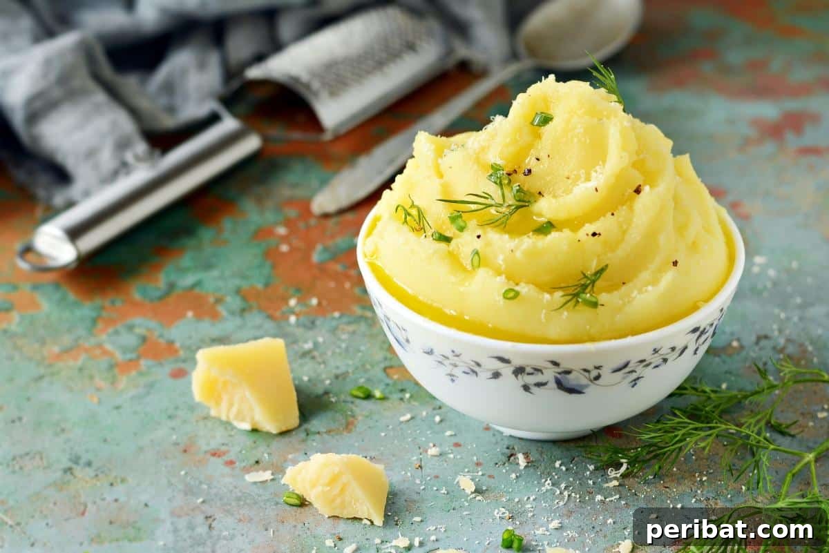 Sunburn Savior: 5 Natural Remedies for Instant Pain Relief and Peel-Free Skin 5 Potato Paste for Sunburn Relief