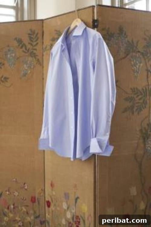 Folding Screen as Headboard