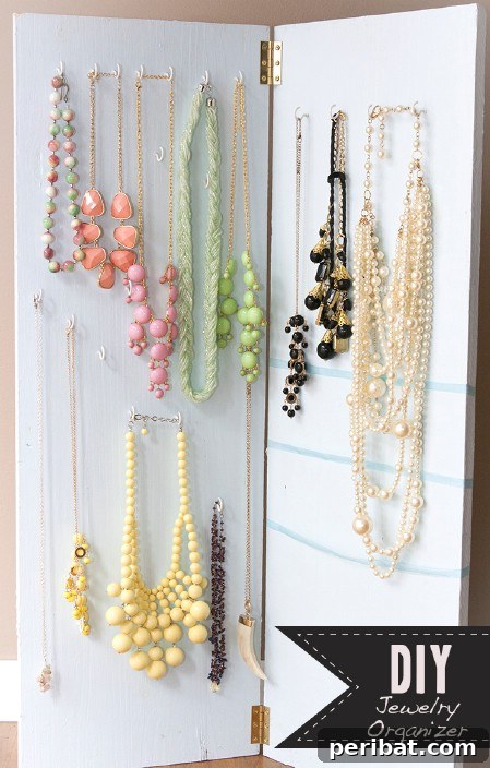 Hinged Jewelry Holder