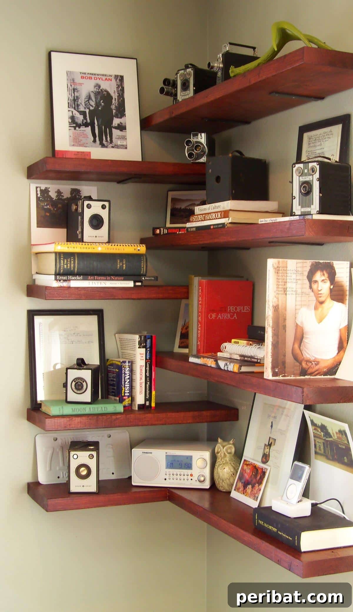 Ingenious DIY Shelving Projects to Transform Your Living Space 17 DIY Corner Shelves