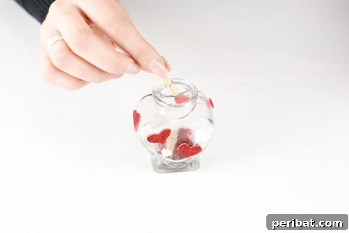Adding mini scroll to jar