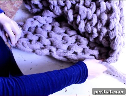 23 Ingenious Arm Knitting Projects and Essential Techniques 21 The 45-Minute Blanket: Quick Arm Knit Project