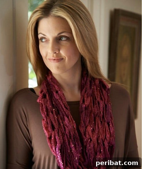 23 Ingenious Arm Knitting Projects and Essential Techniques 4 Arm Knitting Styles: Lighter Cowl Project