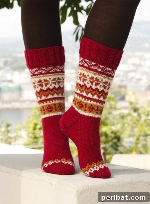 Comfortable Knitted Mittens with Simple Yet Elegant Design