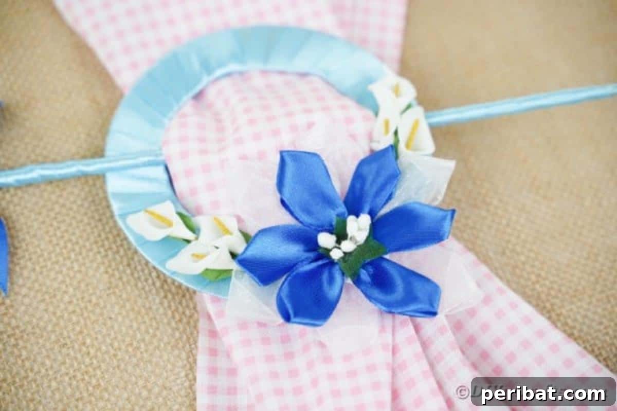 Shimmering Disc Curtain Tie-Backs 4 Curtain holder CD on pink gingham curtain