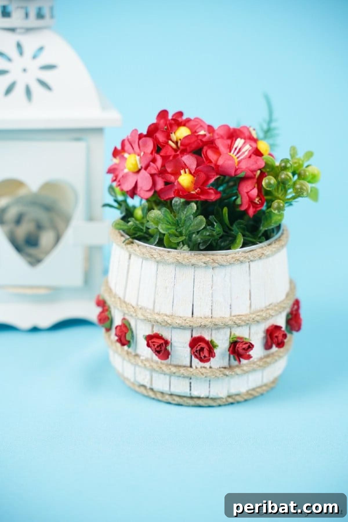 Pegged Tin Pot & Storage 4 Decorative Clothespin Tin Can Organizer resembling a mini wooden barrel with white lantern and red flowers