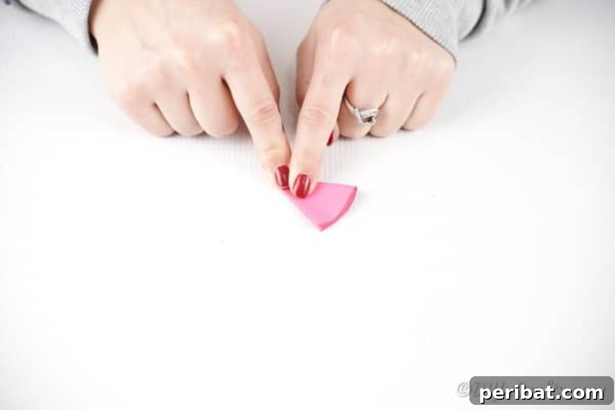 Tightly folding paper circle
