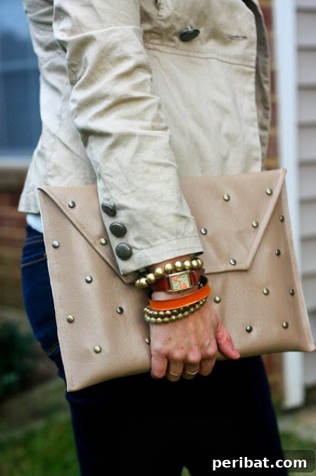 100 Awesome DIY Christmas Gifts People Will Rave About 73 Laptop Envelope