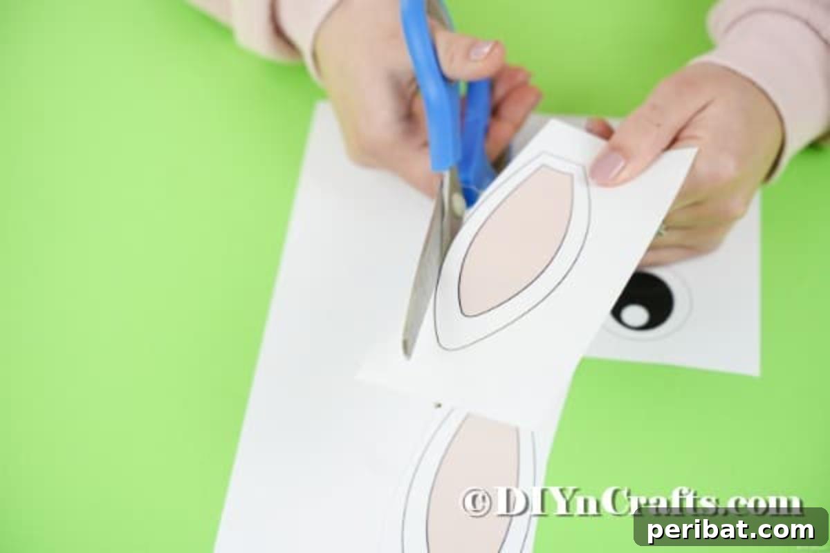 Cutting out bunny face