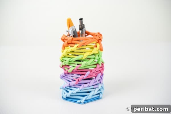 Vibrant DIY Paper Straw Desk Caddy 38 Rainbow pencil holder