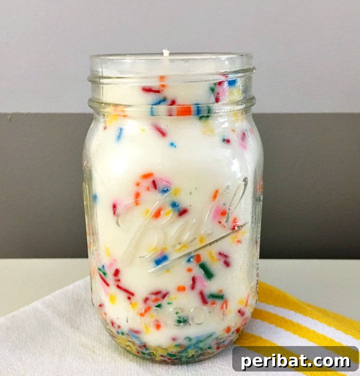 DIY Funfetti Soy Mason Jar Candle